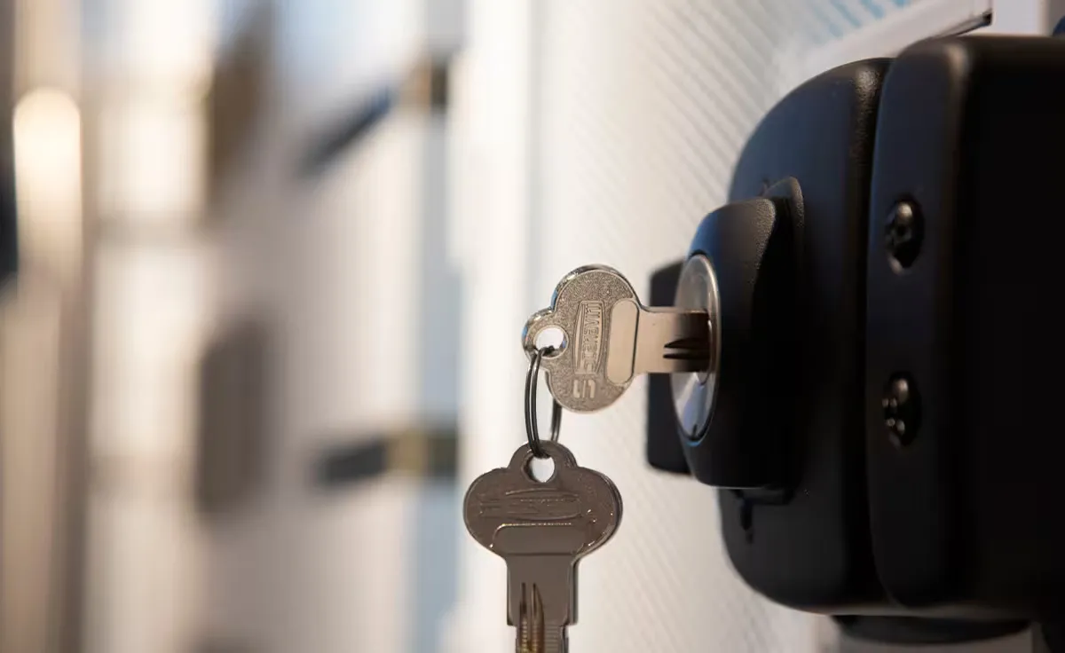 Fabricación Nacional y Garantía de Por vida